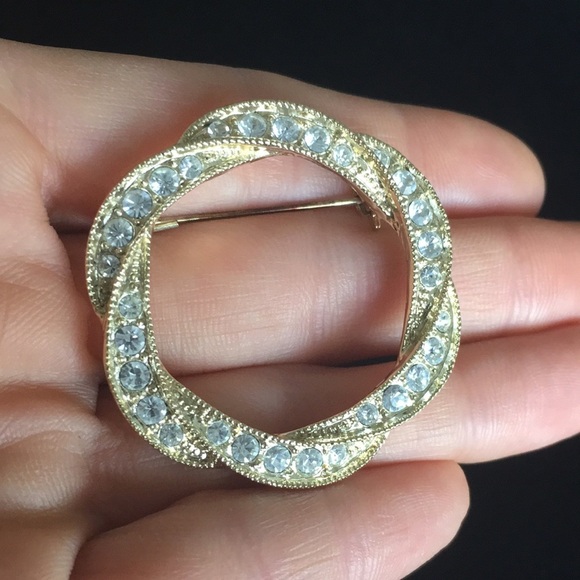 Vintage Roman Brooch Pin - Picture 4 of 7